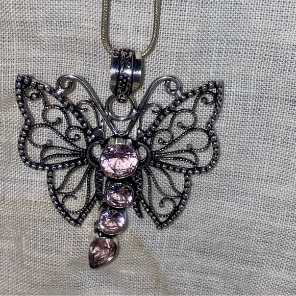 Sale 🦋 Whimsical Pink Quartz Butterfly pendant/ keychain/ car mirror charm - Picture 4 of 7